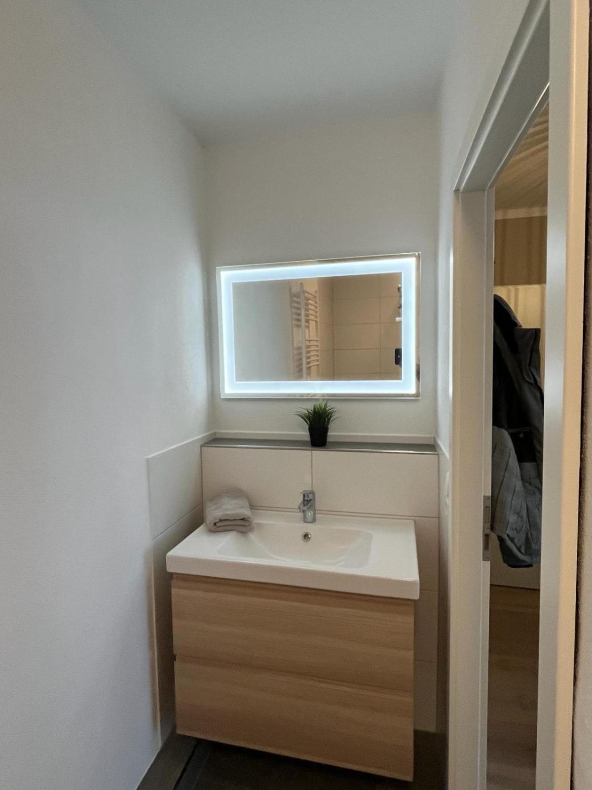 Apartment Traumwohnung Mit Meerblick Ueber Ostsee *