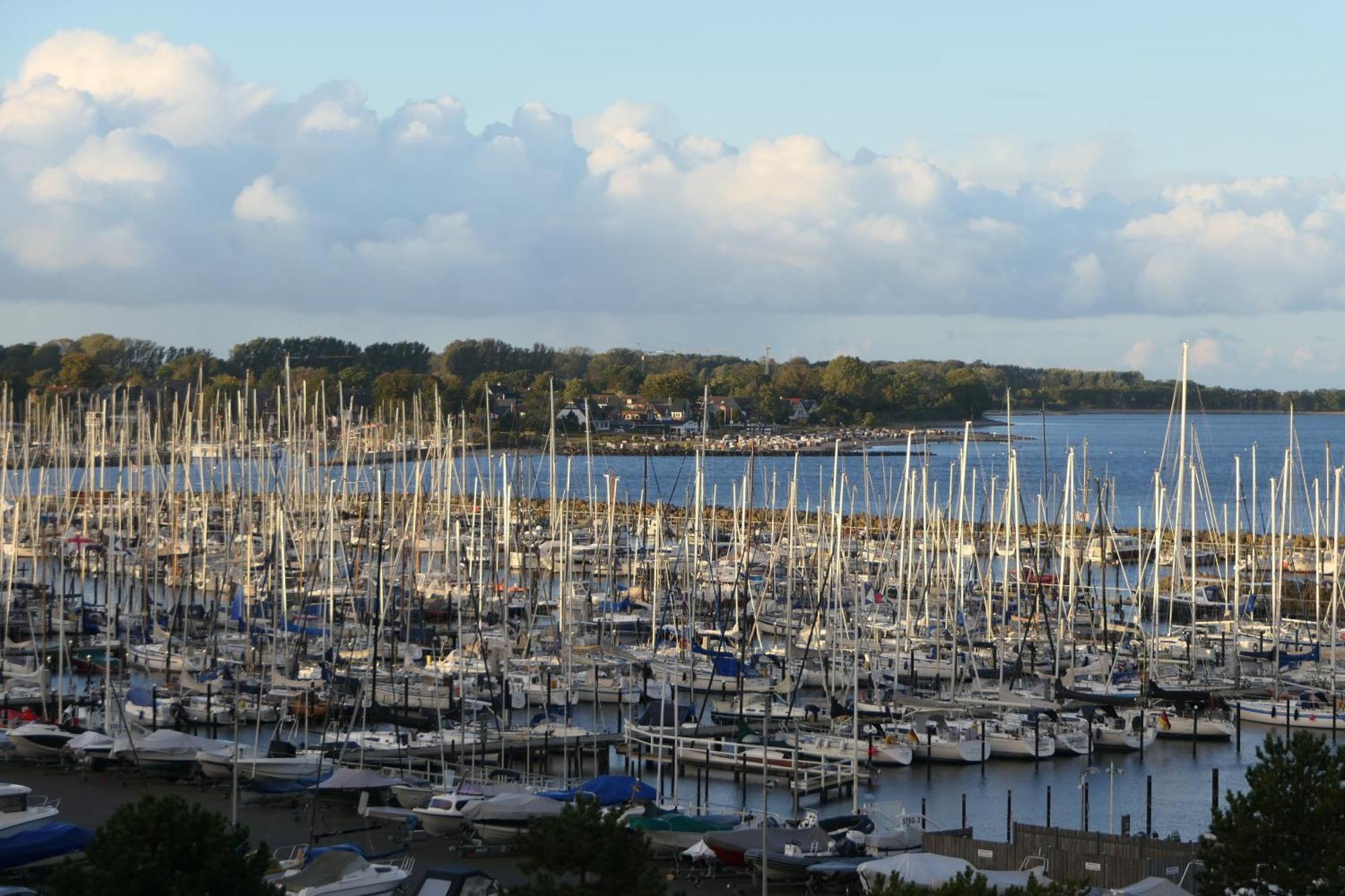 Traumwohnung Mit Meerblick Ueber Ostsee Apartment Kiel